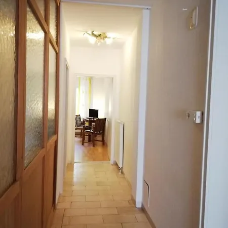 Appartement In Ruhbank Mit Garten Und Terrasse By Interhome